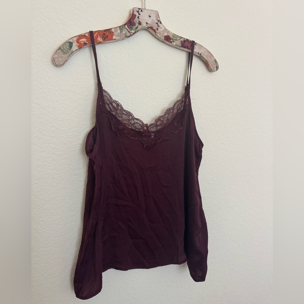 Women's Lace-Trim Camisole Tank - Plum